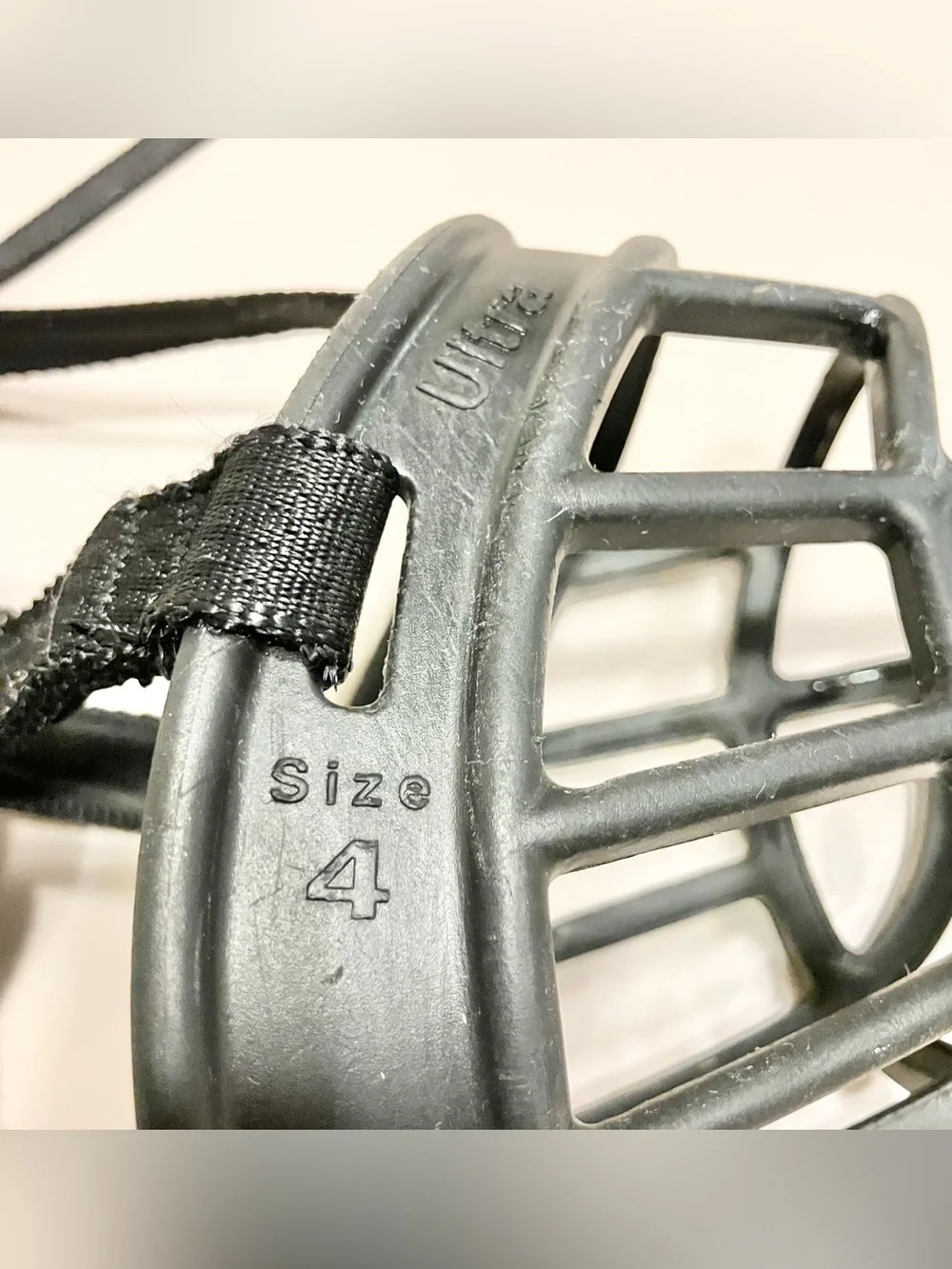 Baskerville Ultra Dog Muzzle Black, Comfortable Basket Muzzle Size 4